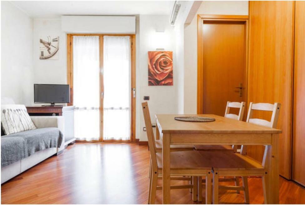 Apartment Forum 2 Assago Dış mekan fotoğraf